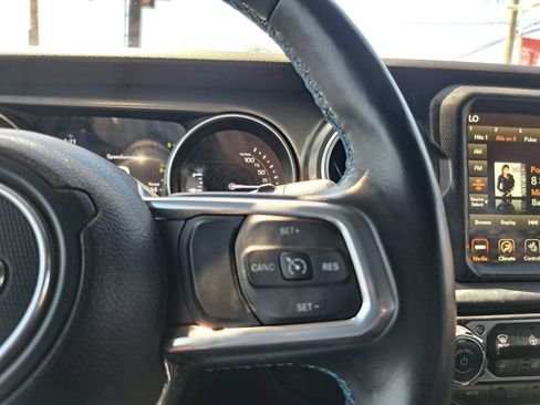 Used 2022 Jeep Wrangler Unlimited Rubicon 4xe w/ Cold Weather Group image 10