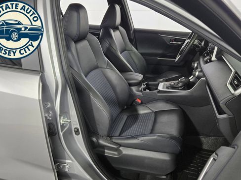Used 2020 Toyota RAV4 XSE AWD/4WD image 41