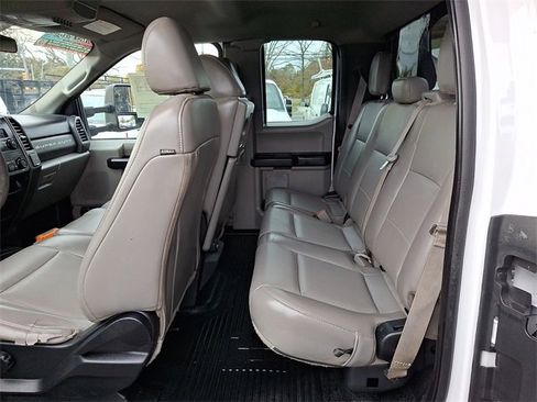 Used 2019 Ford F450 XL w/ Snow Plow Prep Package image 15