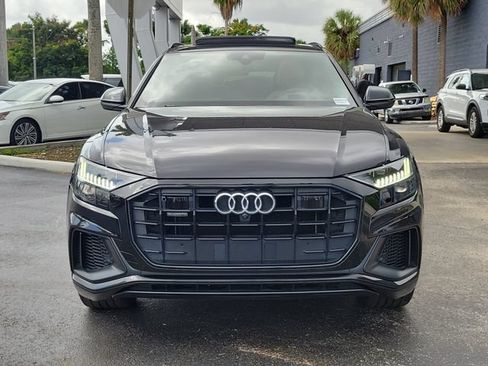 Used 2019 Audi Q8 Prestige AWD/4WD image 2