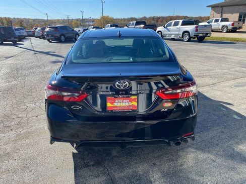 Used 2023 Toyota Camry SE image 6