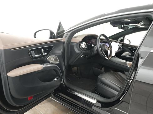 Used 2023 Mercedes-Benz EQS 580 4MATIC Sedan image 28