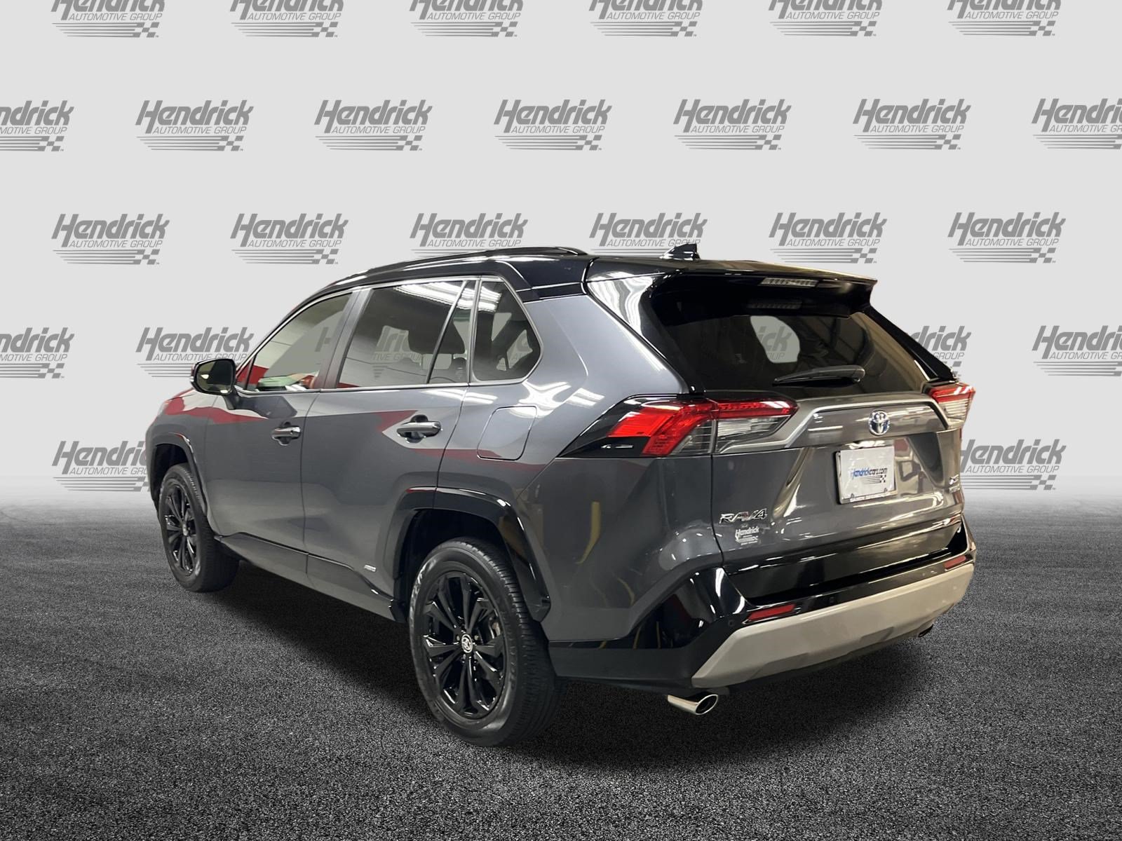 Used 2023 Toyota RAV4 XSE AWD/4WD image 8