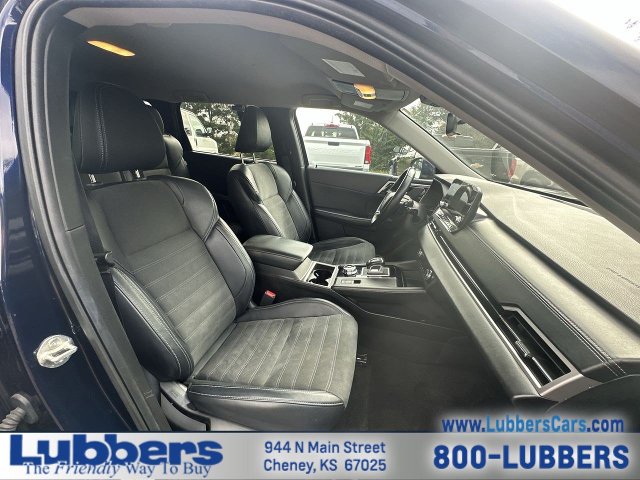 Used 2024 Mitsubishi Outlander SE FWD image 24