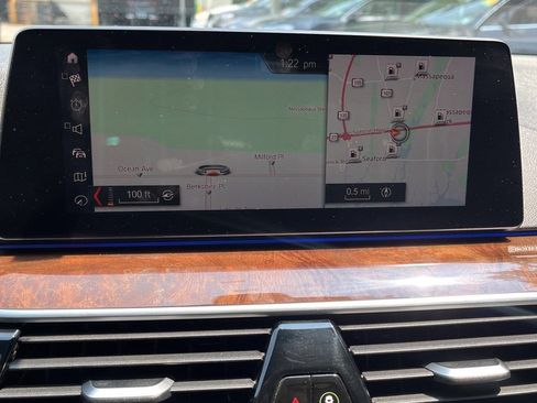 Used 2019 BMW 540i xDrive w/ Luxury Seating Package AWD/4WD image 18