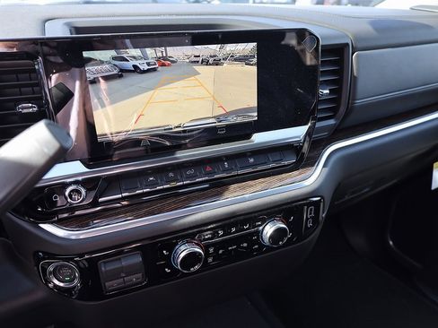 New 2026 GMC Sierra 1500 Elevation image 15