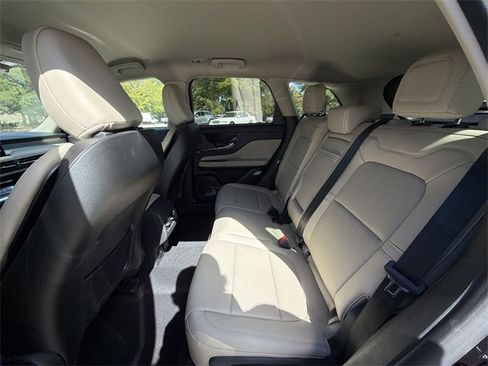 New 2026 Lincoln Corsair Premiere image 23