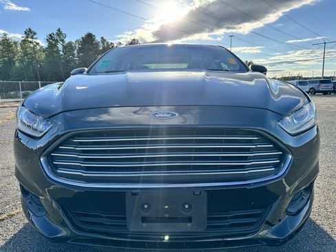 Used 2015 Ford Fusion SE w/ Equipment Group 502A image 7