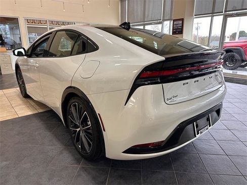 Certified 2025 Toyota Prius Limited image 5