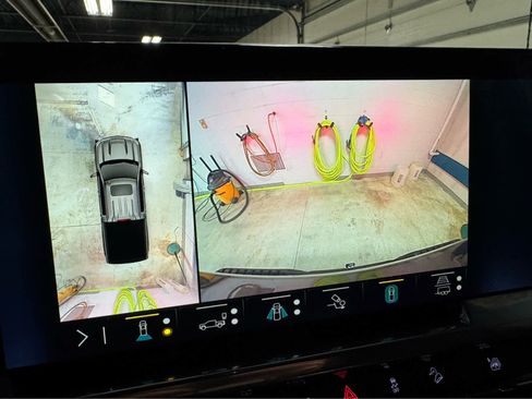 Certified 2023 Chevrolet Silverado 1500 RST image 37