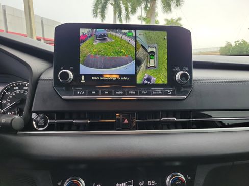 Used 2022 Mitsubishi Outlander SE image 20