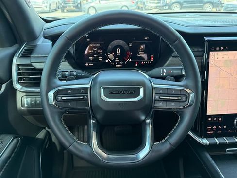 Used 2024 GMC Acadia Denali w/ LPO, Floor Liner Package FWD image 10