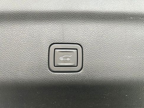 Used 2024 Cadillac Escalade V AWD/4WD image 40
