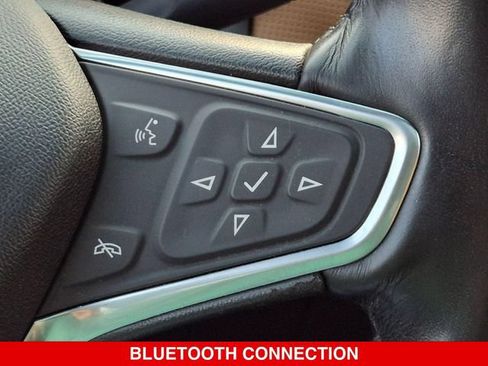 Used 2018 Chevrolet Equinox Premier AWD/4WD image 21