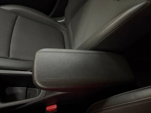 Used 2023 Buick Encore GX Preferred w/ Cold Weather Comfort Package FWD image 39