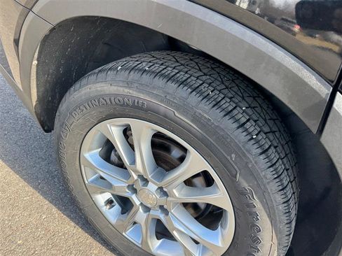 Used 2020 Hyundai Palisade SE image 28