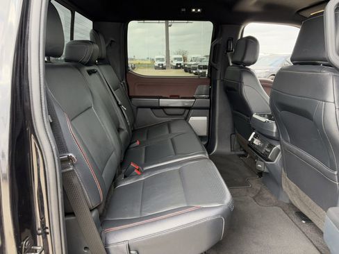 Used 2022 Ford F150 Lariat image 31