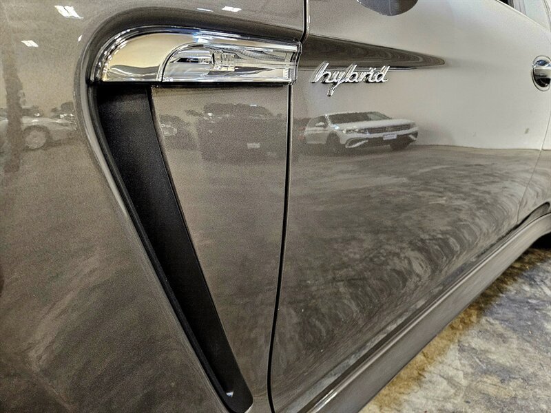 Used 2013 Porsche Panamera S RWD image 8