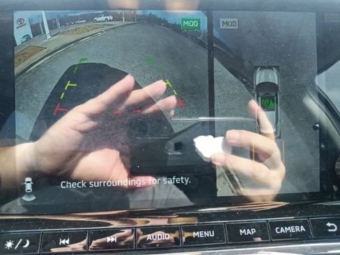 Used 2024 Mitsubishi Outlander SE image 23