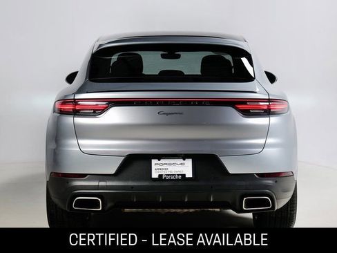 Used 2022 Porsche Cayenne Coupe image 10