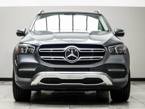 Used 2023 Mercedes-Benz GLE 450 4MATIC w/ Premium Package image 7