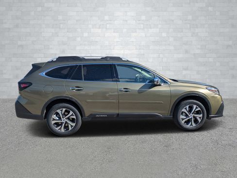 Certified 2022 Subaru Outback Touring XT image 4