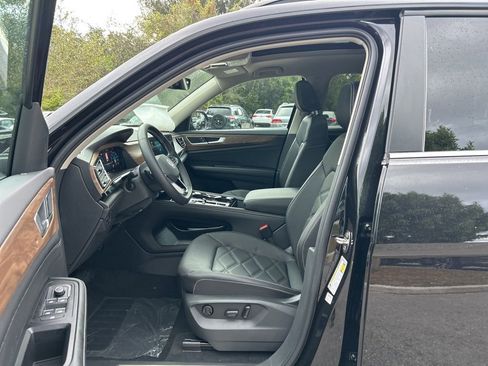 New 2026 Volkswagen Atlas SE FWD image 15