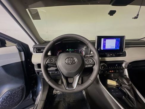 Used 2024 Toyota RAV4 XLE Premium image 13