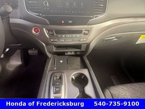 Certified 2025 Honda Ridgeline Sport image 26