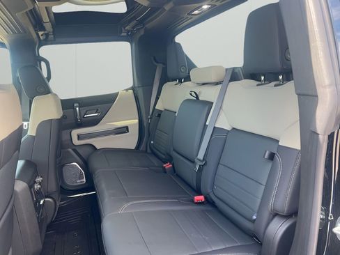 New 2026 GMC Hummer EV 4x4 Crew Cab image 19