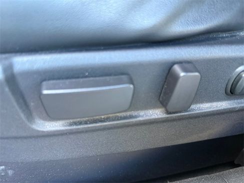 Used 2020 Mitsubishi Outlander GT image 12