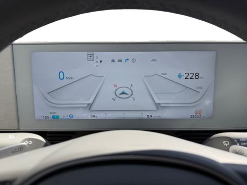 Used 2024 Hyundai Ioniq 5 SEL RWD image 11