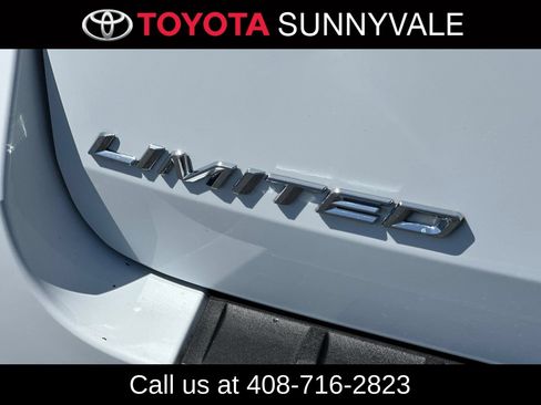 Used 2020 Ford Explorer Limited AWD/4WD image 13