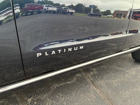 Used 2021 Ford Expedition Platinum image 9