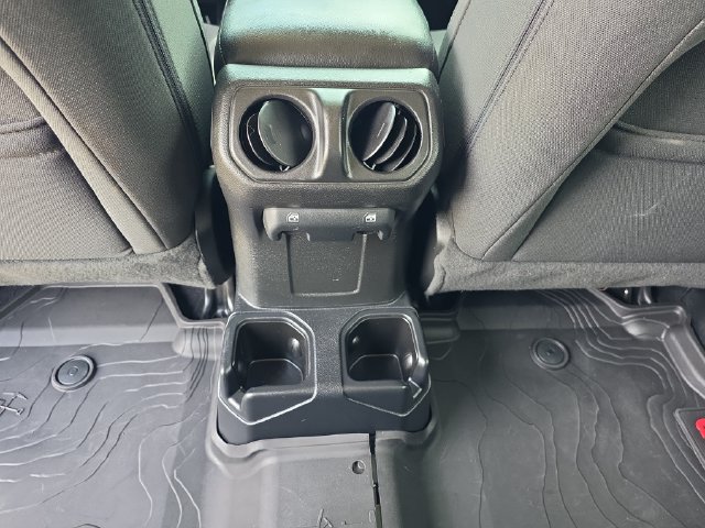 Used 2020 Jeep Wrangler Unlimited Sport S AWD/4WD image 10
