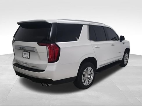 Used 2024 GMC Yukon Denali AWD/4WD image 9