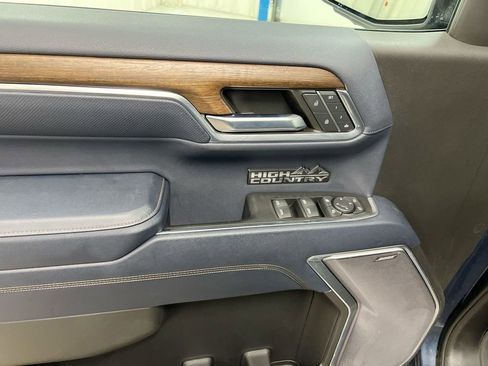 Used 2023 Chevrolet Silverado 1500 High Country w/ Z71 Off-Road Package image 20