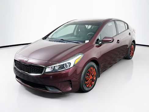 Used 2017 Kia Forte LX w/ LX Popular Package image 3