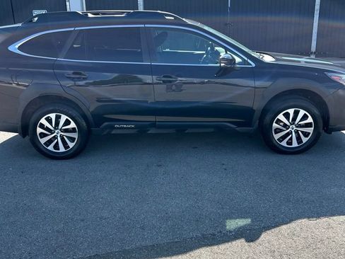 Certified 2023 Subaru Outback Premium AWD/4WD image 2