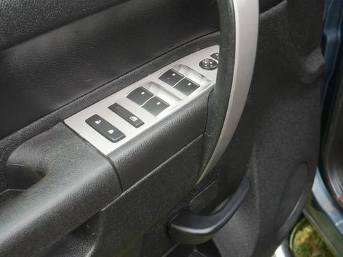 Used 2010 Chevrolet Silverado 1500 LT w/ Power Pack Plus AWD/4WD image 11