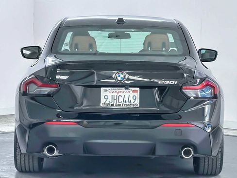 Used 2023 BMW 230i Coupe w/ Premium Package image 7