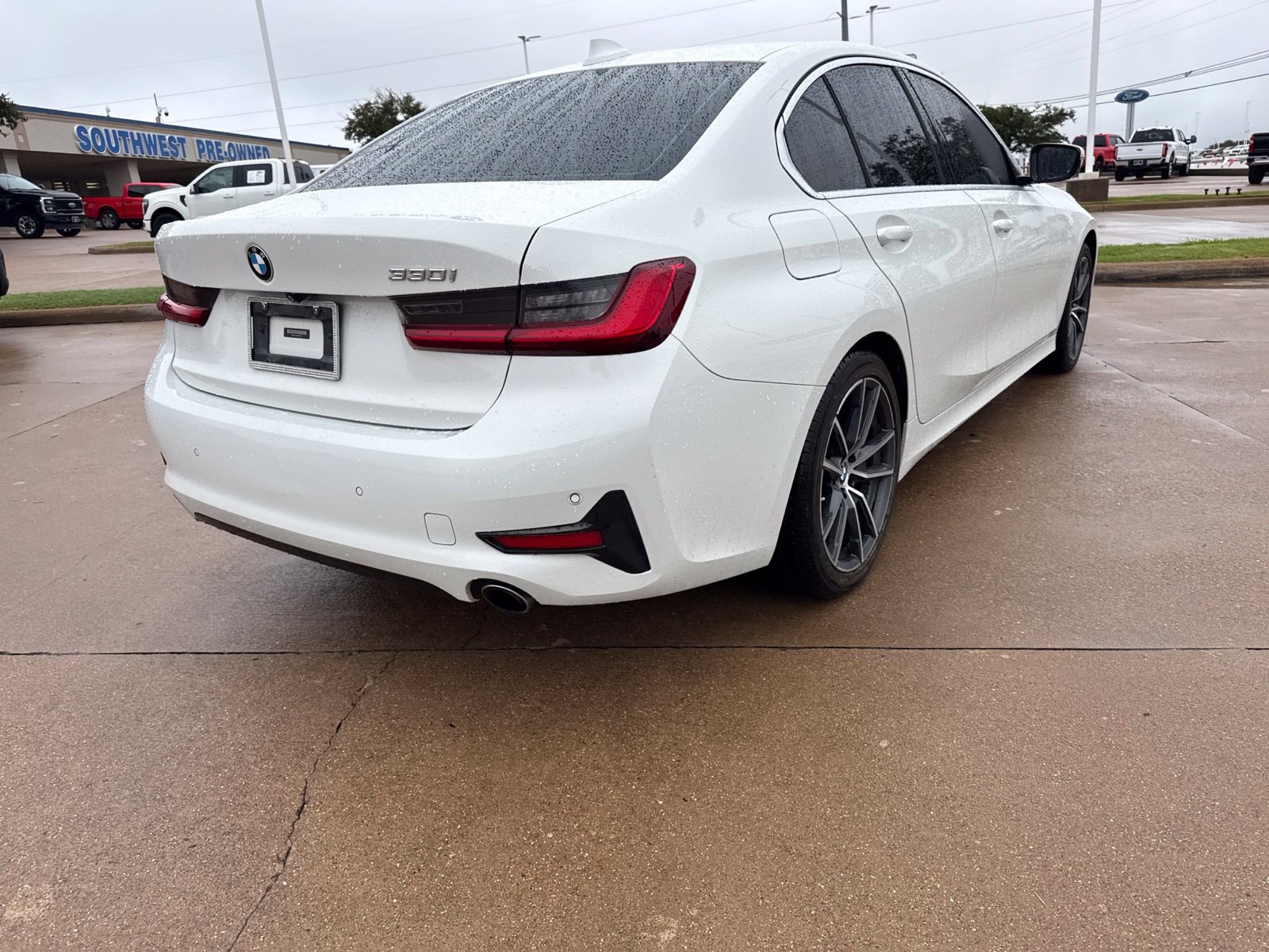 Used 2020 BMW 330i Sedan w/ Convenience Package RWD image 7