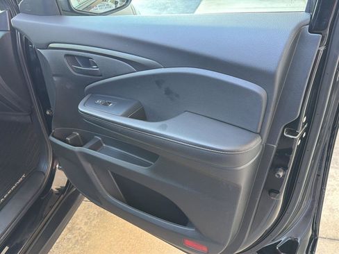Used 2023 Honda Passport EX-L image 14