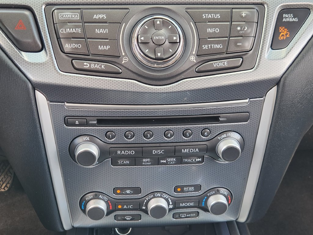 Used 2017 Nissan Pathfinder SL w/ SL Premium Package FWD image 14