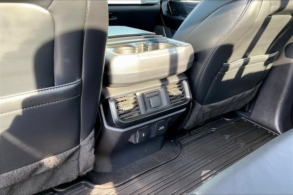 Used 2023 Ford F150 Raptor AWD/4WD image 11