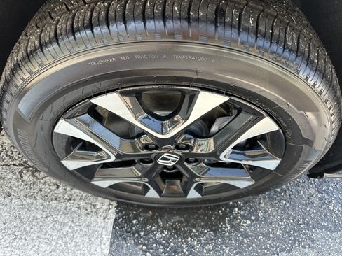 Used 2027 Honda HR-V EX-L image 6