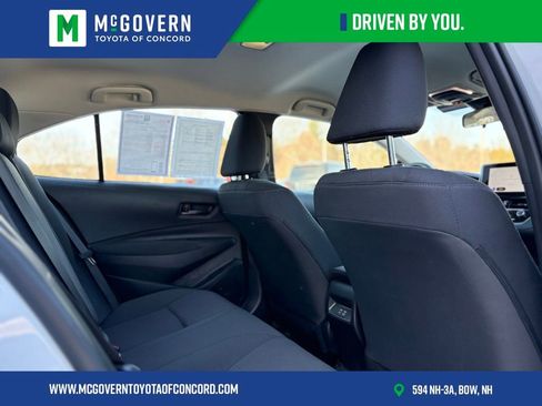 Used 2025 Toyota Corolla LE image 22