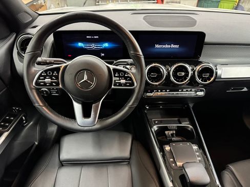 Used 2023 Mercedes-Benz GLB 250 GLB 250 image 18