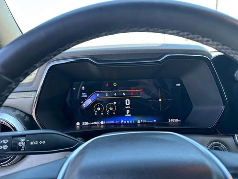 Used 2023 Chevrolet Colorado ZR2 w/ ZR2 Convenience Package III image 18