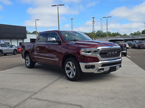 Used 2019 RAM 1500 Limited AWD/4WD image 2